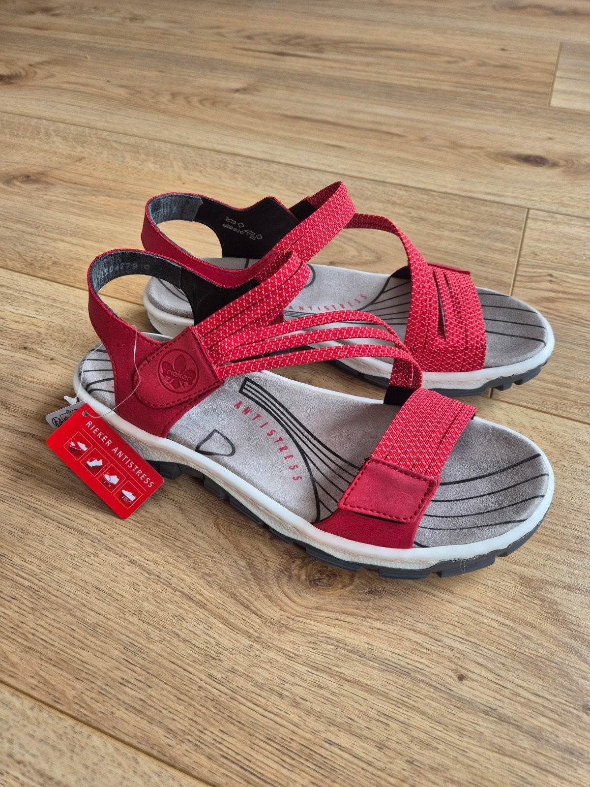 Rieker Antistress Sandalen Rood - Maat 40 - nieuw, Nieuw, Rood, Rieker, Sandalen of Muiltjes