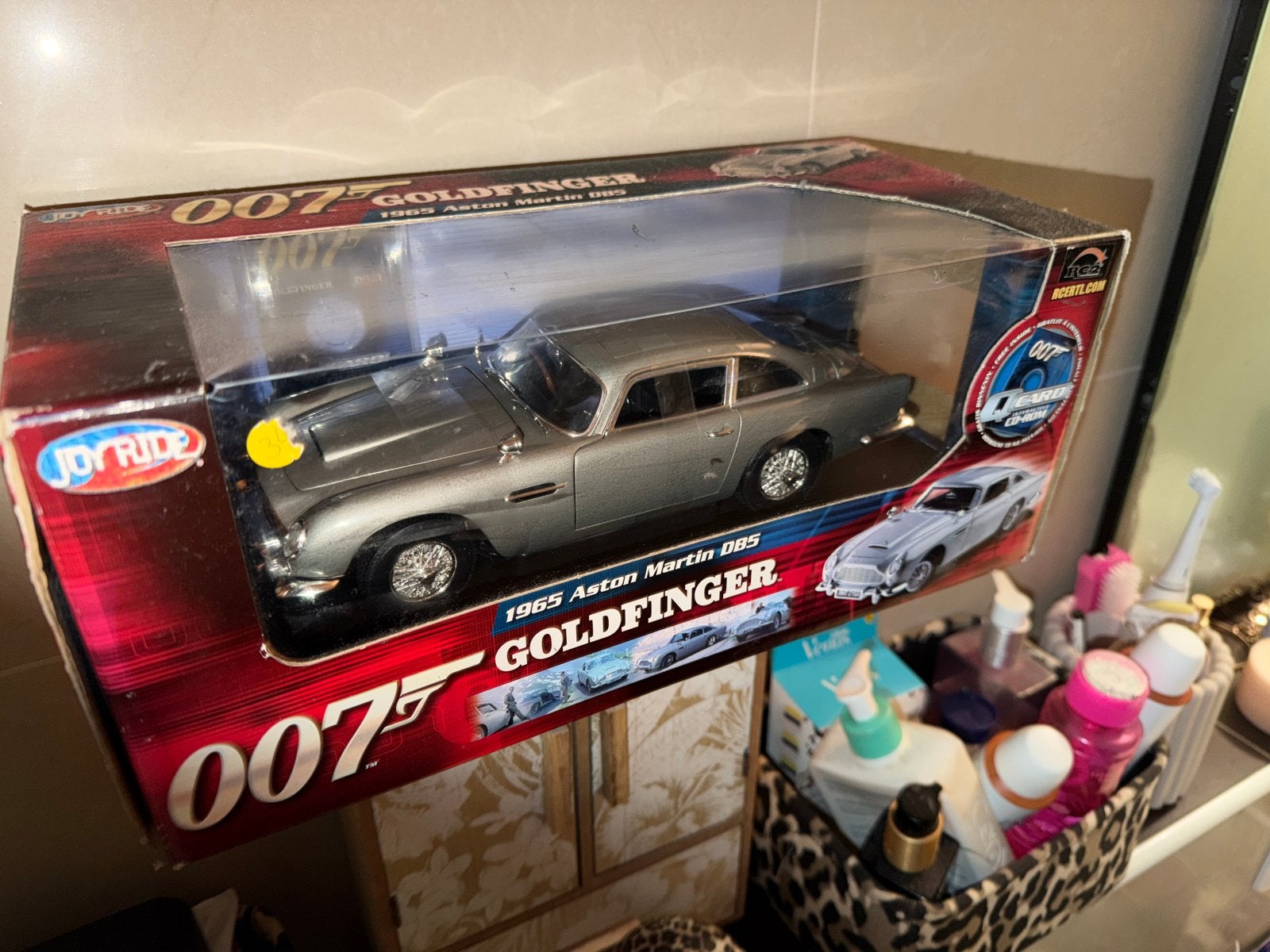 Joyride 1/18 Aston Martin Goldfinger James Bond 007, Hobby en Vrije tijd, Overige merken, Nieuw, Ophalen of Verzenden, X