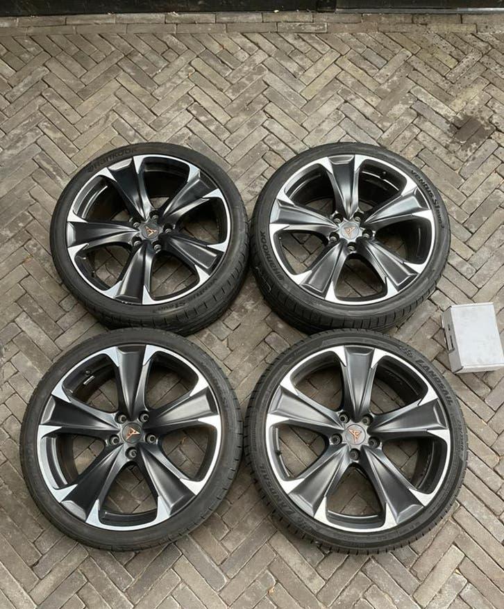 Velgen met band, set, origineel cupra, Auto-onderdelen, Banden en Velgen, Ophalen of Verzenden, 19 inch, Zomerbanden, Velg(en)