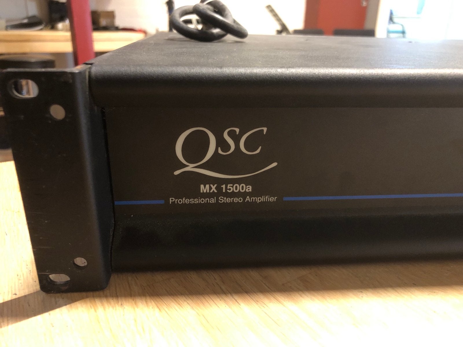 QSC MX 1500a Stereo Eindversterker - Opknapper, Ophalen, Gebruikt, Minder dan 500 watt