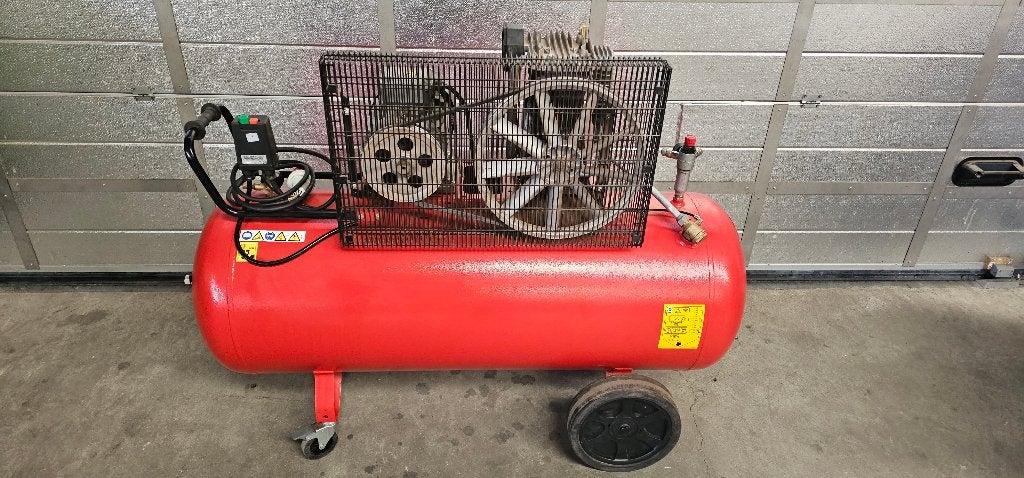 Fiac snaaraangedreven compressor AB 300/590 5,5 PK 270 liter, Ophalen, Zo goed als nieuw