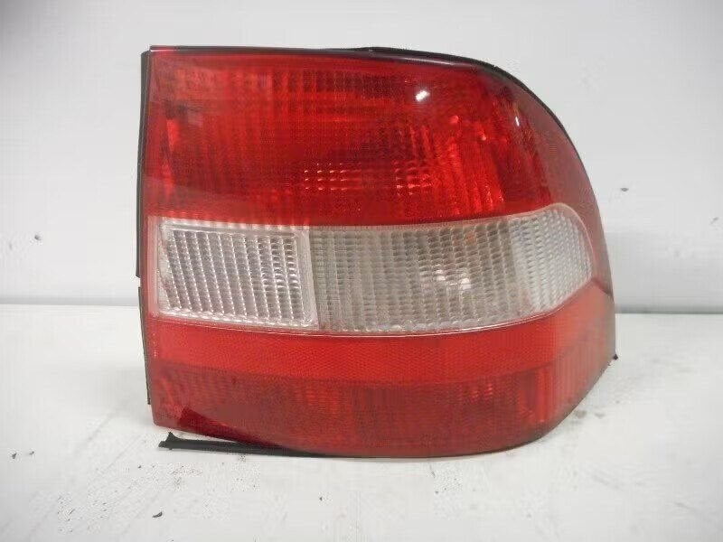 ACHTERLICHT RECHTS Opel Vectra B (36) (37360748), Auto-onderdelen, Bahnhofsplatz 65423 Rüsselsheim am Main, DE, Gebruikt, Opel