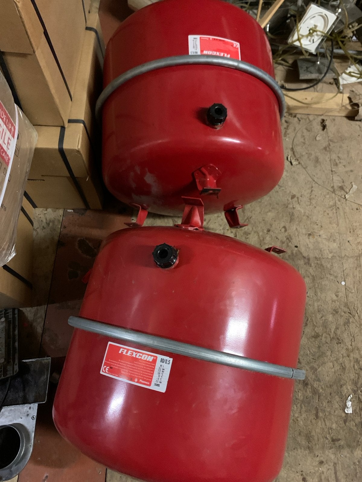 2 flexcon Expansievat defect, Ophalen, 30 tot 80 cm, Gebruikt, Cv-ketel of Combi-ketel