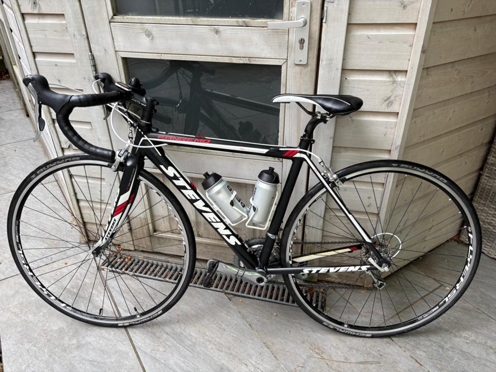 Zeer nette Stevens racefiets voor 150-170 cm lengte, Fietsen en Brommers, Fietsen | Dames | Sportfietsen en Toerfietsen, 28 inch