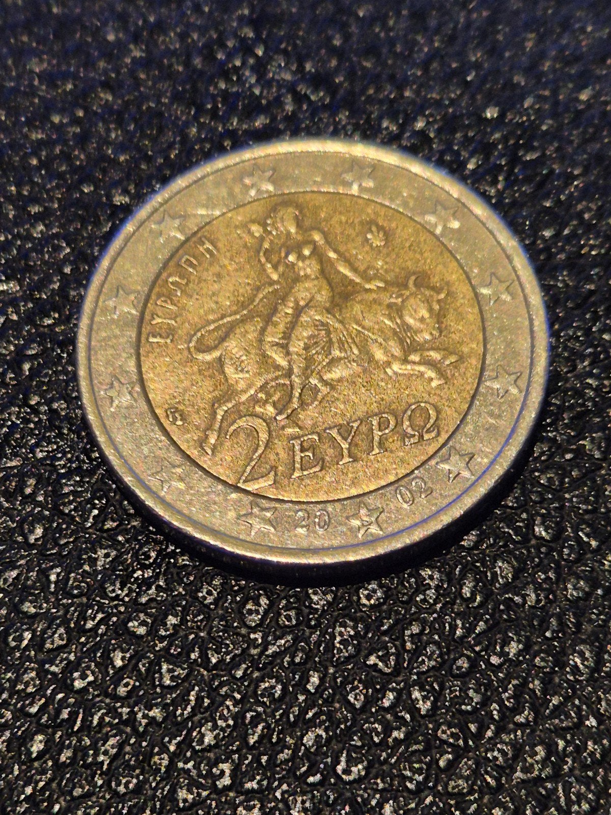 Griekse 2 Euro munt 2002 met Europa op stier, Postzegels en Munten, Ophalen of Verzenden, Griekenland, 2 euro, Losse munt