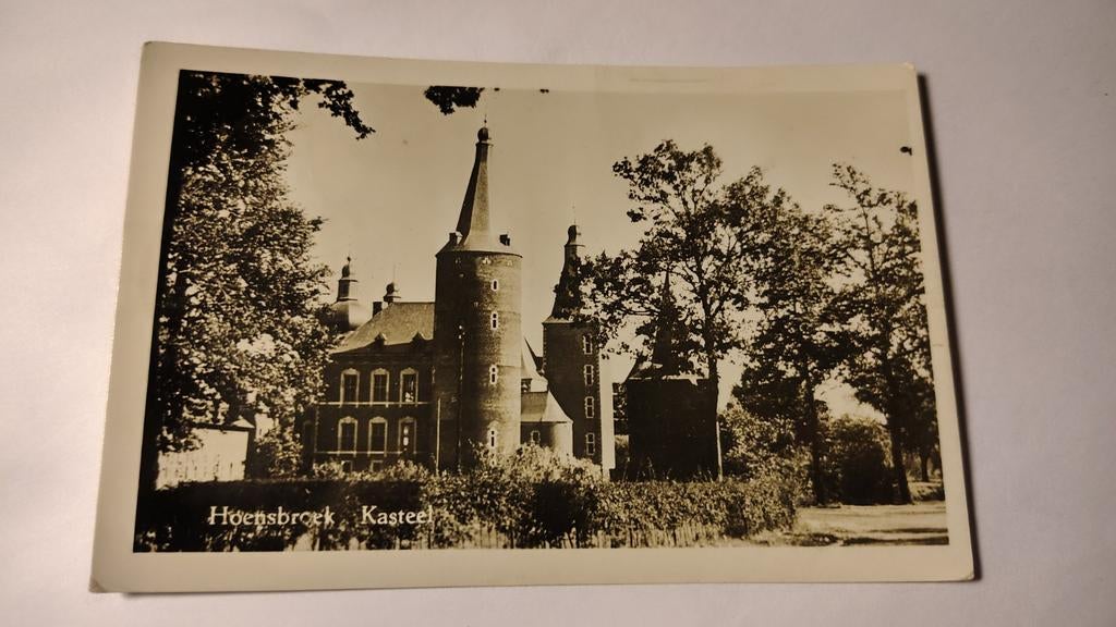 Hoensbroek Kasteel, Verzamelen, Ansichtkaarten | Nederland, Ophalen of Verzenden