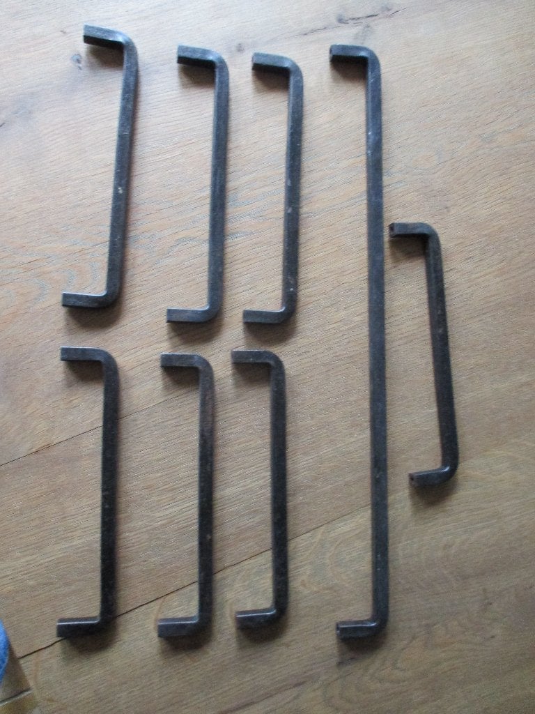 ijzeren lade of deurgrepen, Doe-het-zelf en Verbouw, Hang- en Sluitwerk, Ophalen, Nieuw, IJzer, Overige typen
