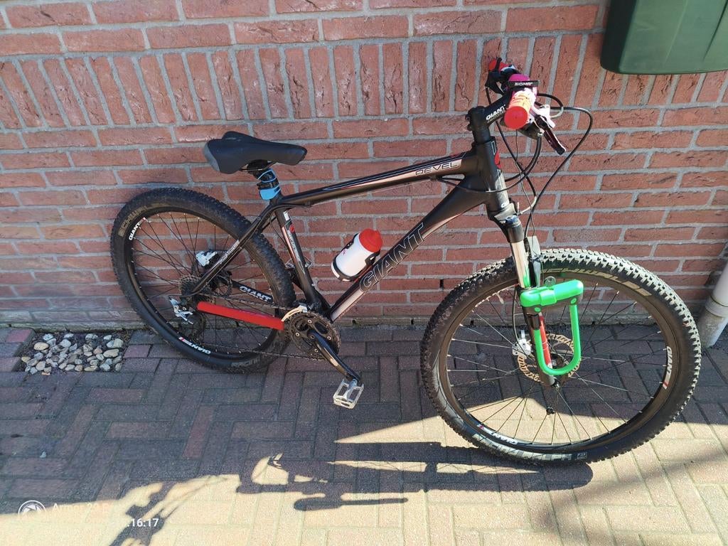 Giant Revel ( kinder ) mountainbike  17 inch / 43 cm, Minder dan 45 cm, Ophalen, Gebruikt, Giant