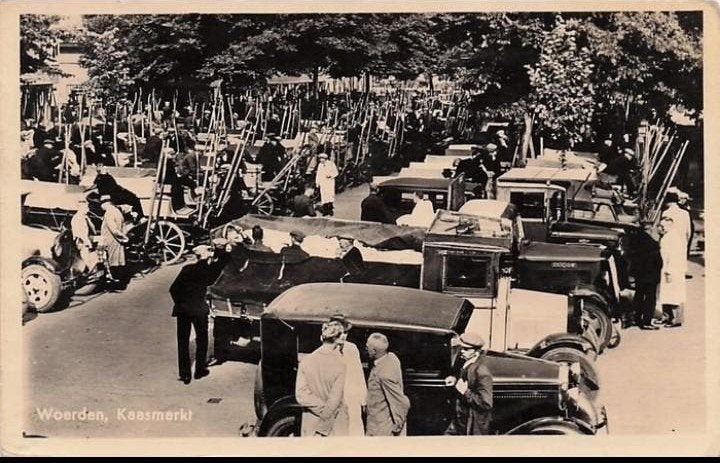 Woerden kaasmarkt met oude auto's 1947, Verzenden, 1940 tot 1960, Gelopen, Utrecht
