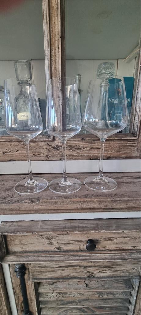 Spiegelau wijnglazen 2 wittewijn glazen en rodewijn glas, Ophalen of Verzenden