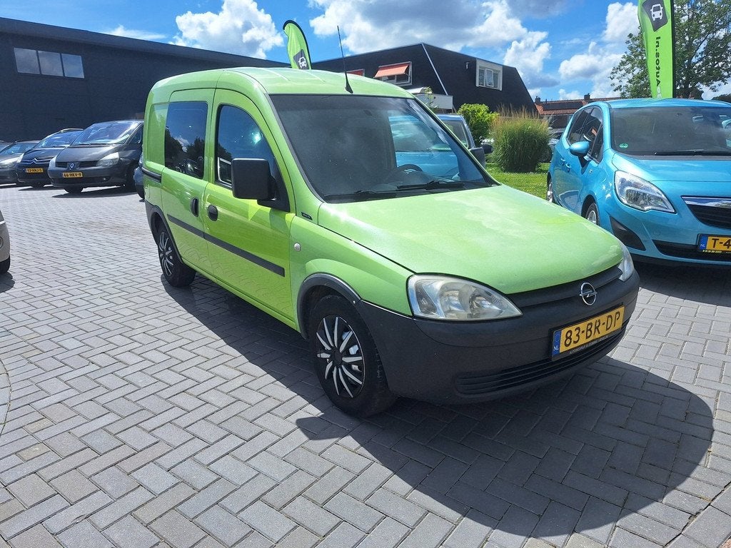 Opel Combo 1.4-16V / Toegang tot Milieuzones! / APK juni 202, Auto's, Bestelauto's, Voorwielaandrijving, 450 kg, Gebruikt, 4 cilinders