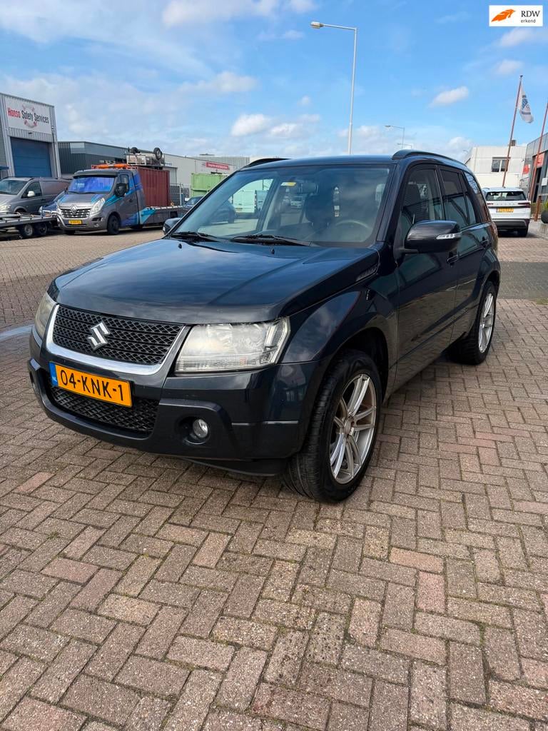 Suzuki Grand Vitara 2.4 Exclusive, Gebruikt, 4 cilinders, 1850 kg, Grand Vitara