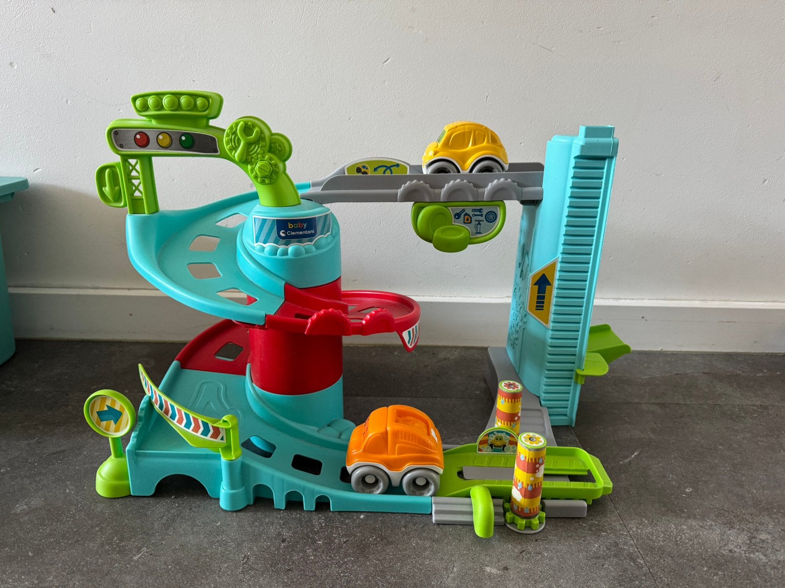 Clementoni baby tumbling garage, Ophalen, Zo goed als nieuw, Overige typen
