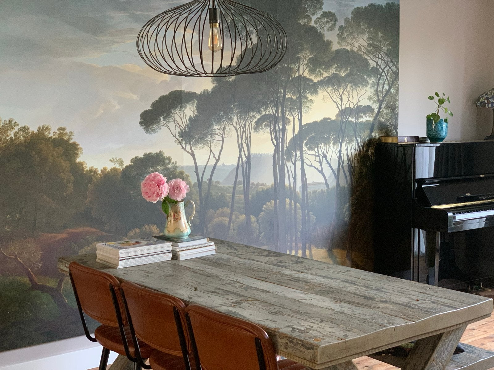 Houten eettafel met X-poten met bijpassend bankje, Gebruikt, 150 tot 200 cm, Vier personen, Rechthoekig
