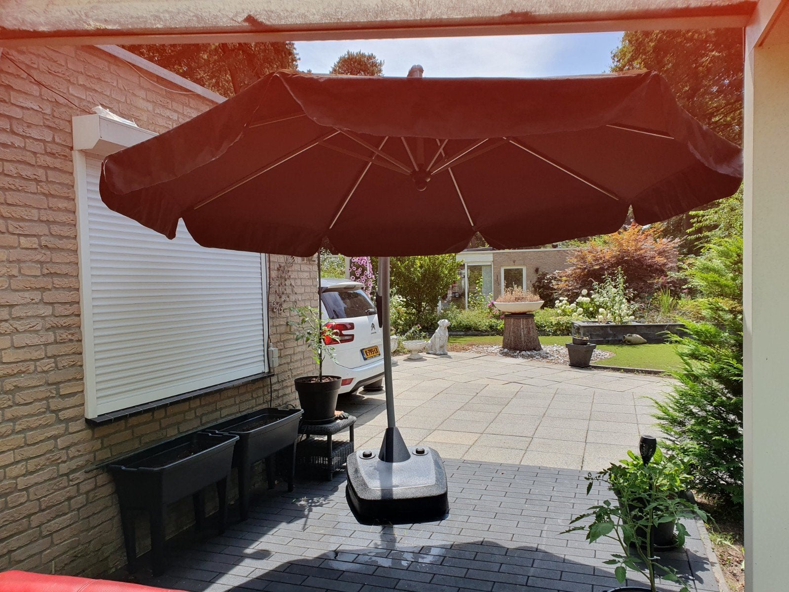 Zwevende Parasol, Ophalen
