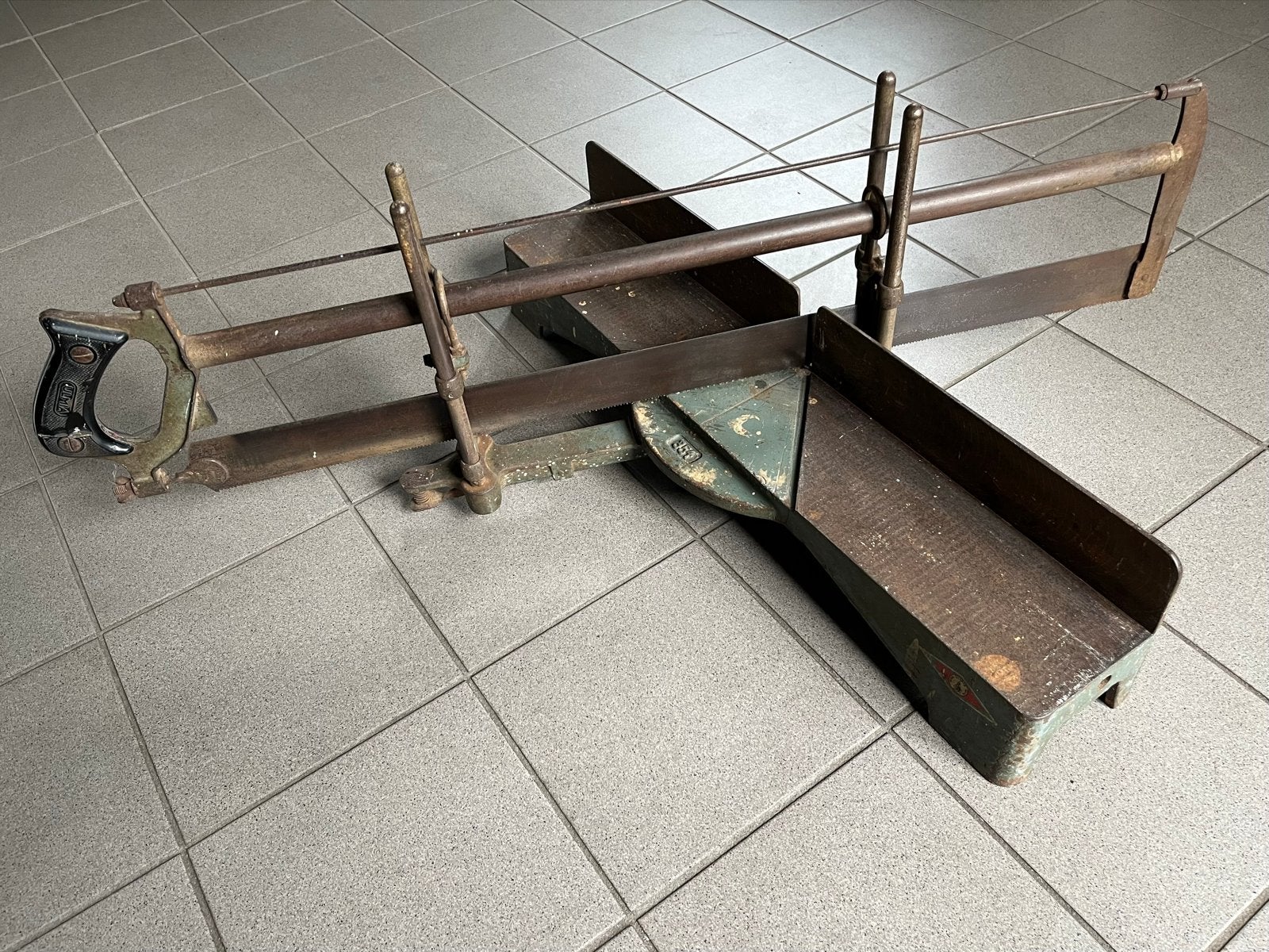 Vintage Ulmia verstekzaag met zaag, Ophalen, Gebruikt