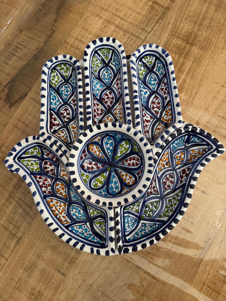 Tunesisch aardewerk / tapas schaal, Huis en Inrichting, Keuken | Servies, Ophalen of Verzenden, Overige stijlen, Aardewerk, Schaal of Schalen
