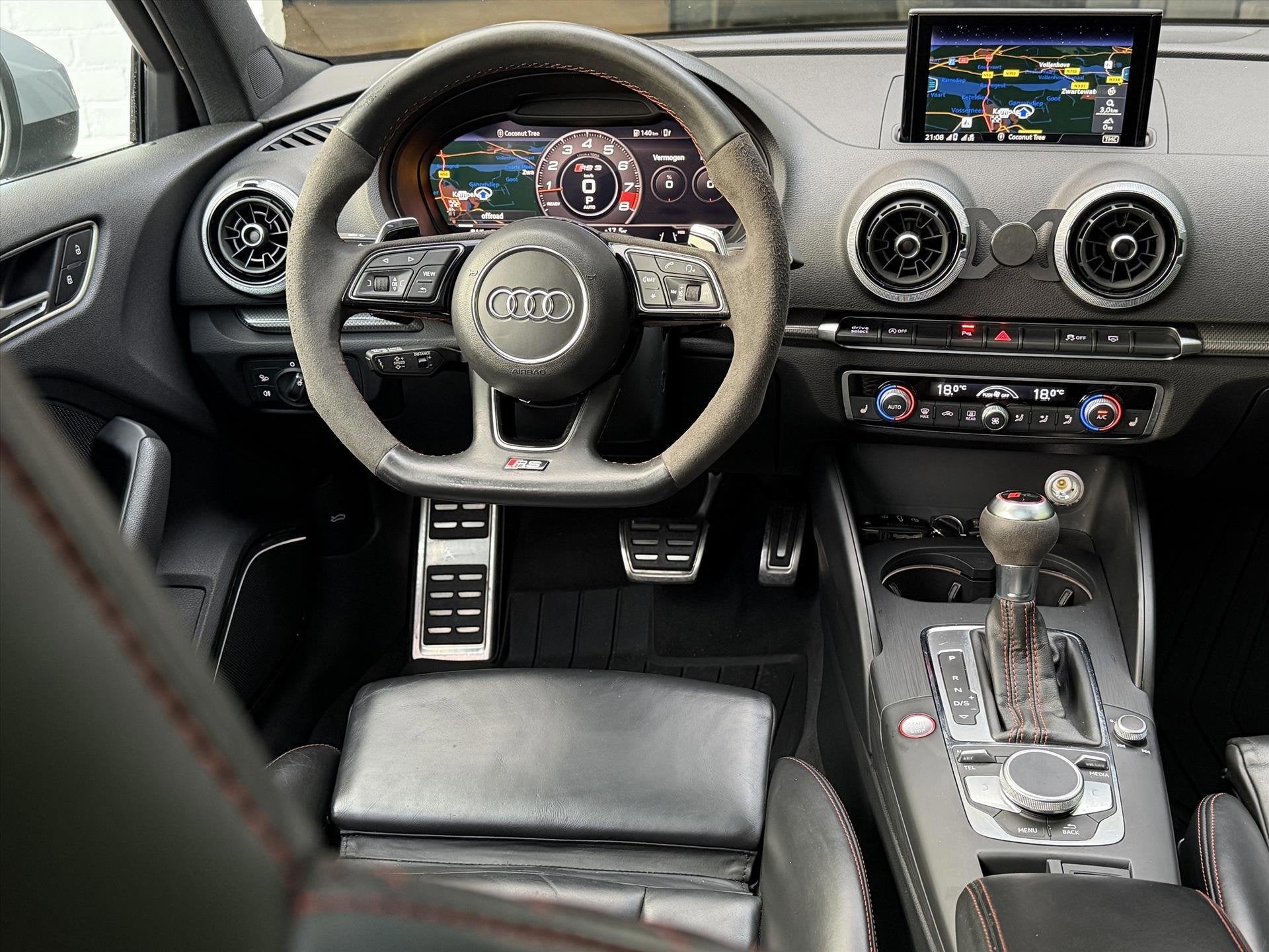 Audi RS3 2.5 TFSI 500PK Quattro |Milltek |Pano |Schaal stoel, Auto's, Automaat, Gebruikt, RS3, 1505 kg