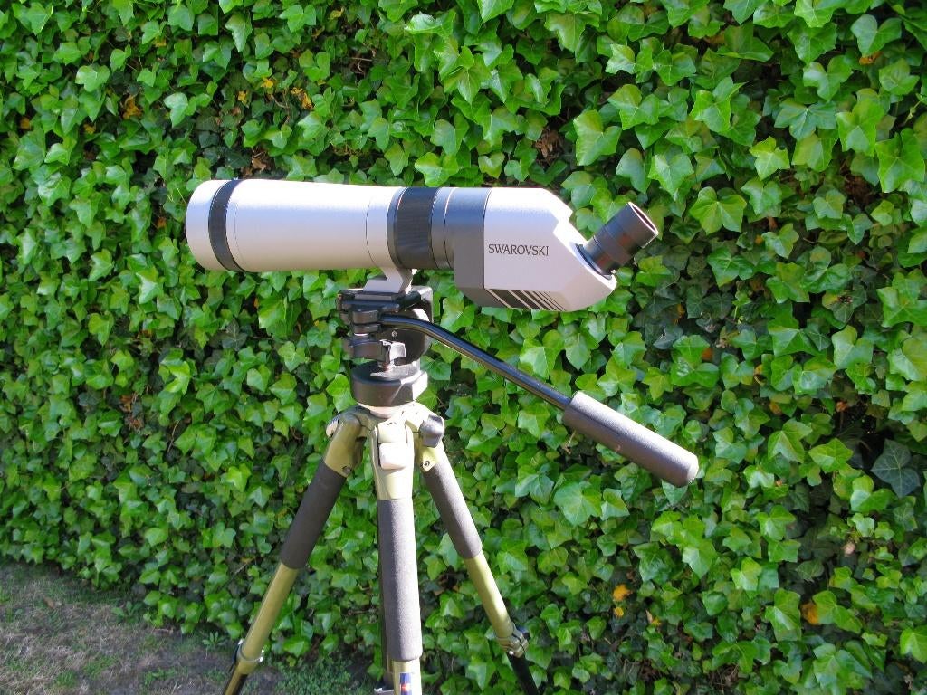 Swarovski AT 80 telescoop, Audio, Tv en Foto, Optische apparatuur | Telescopen, Gebruikt, Lenzentelescoop (refractor), 80 tot 200 mm