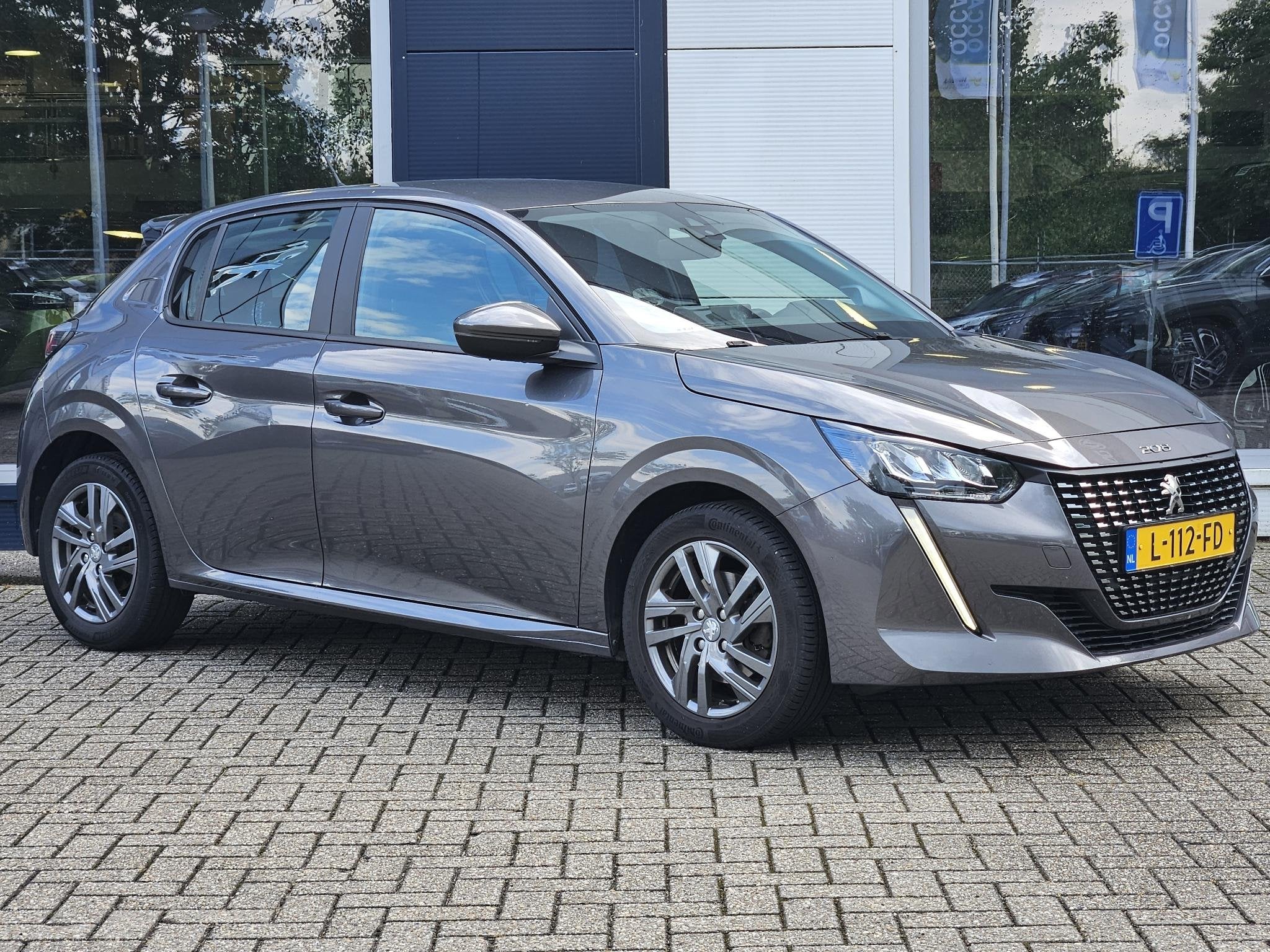 Peugeot 208 1.2 Active Pack | Automaat | Cruise Control | Na, Gebruikt, Euro 6, Origineel Nederlands, 3 cilinders