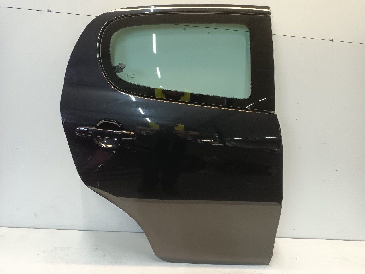 Portier rechts achter Peugeot 108, Auto-onderdelen, Onderdelen@venauto.nl, Van der Ven Autorecycling B.V., Gebruikt, Ettenseweg 76, 4706 PB Roosendaal, The Netherlands