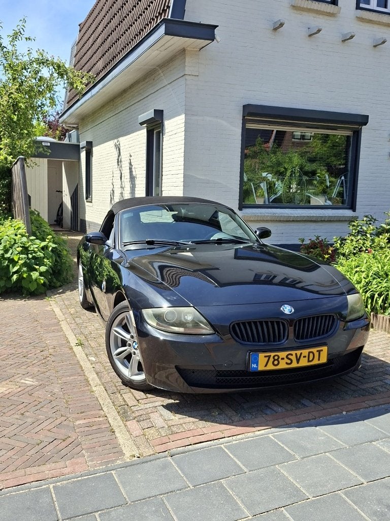 BMW Z4 2.0 I Roadster 2006 Zwart, Auto's, BMW, 13 km/l, 1995 cc, Zwart, 4 cilinders