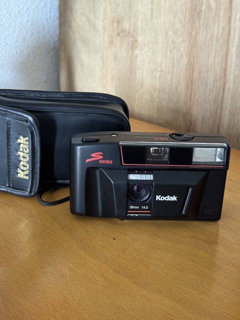 Kodak Point and shoot 35mm f4.5 film camera, Ophalen, Gebruikt, Compact, Kodak