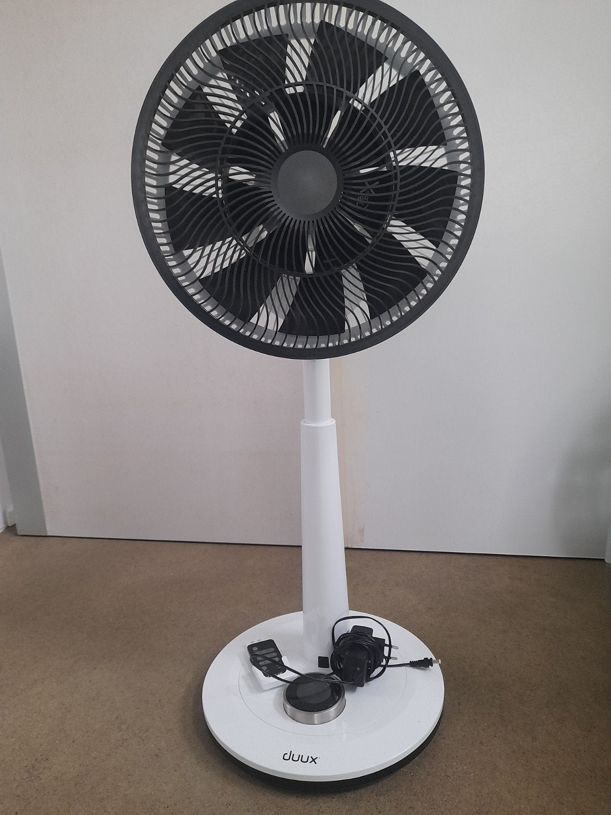 Duux DXCF03 Statiefventilator met afstandsbediening (defect), Witgoed en Apparatuur, Ophalen, Ventilator met afstandsbediening