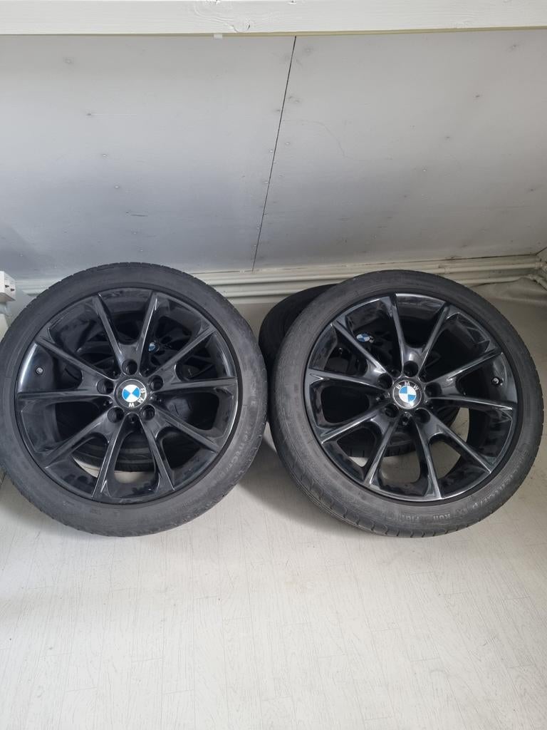 BMW Velgen met Banden - Zwart, Gebruikt, Auto-onderdelen, Banden en Velgen, Ophalen, 18 inch, Gebruikt, Banden en Velgen