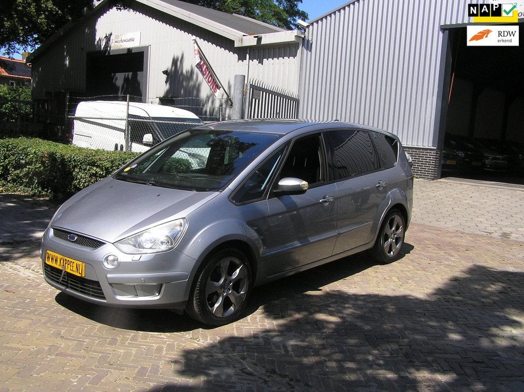 Ford S-Max 2.0 Titanium 7 persons nap airco nieuwe apk, Auto's, Ford, Voorwielaandrijving, Euro 5, Gebruikt, 1505 kg