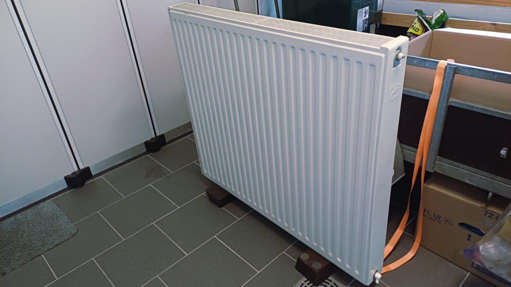 Plaat radiator, Doe-het-zelf en Verbouw, Verwarming en Radiatoren, Radiator, 80 cm of meer, 60 tot 150 cm, Ophalen
