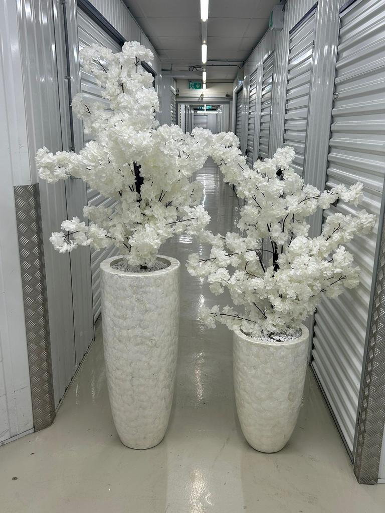Schelpenvazen met bloesem boom, Ophalen of Verzenden, Zo goed als nieuw
