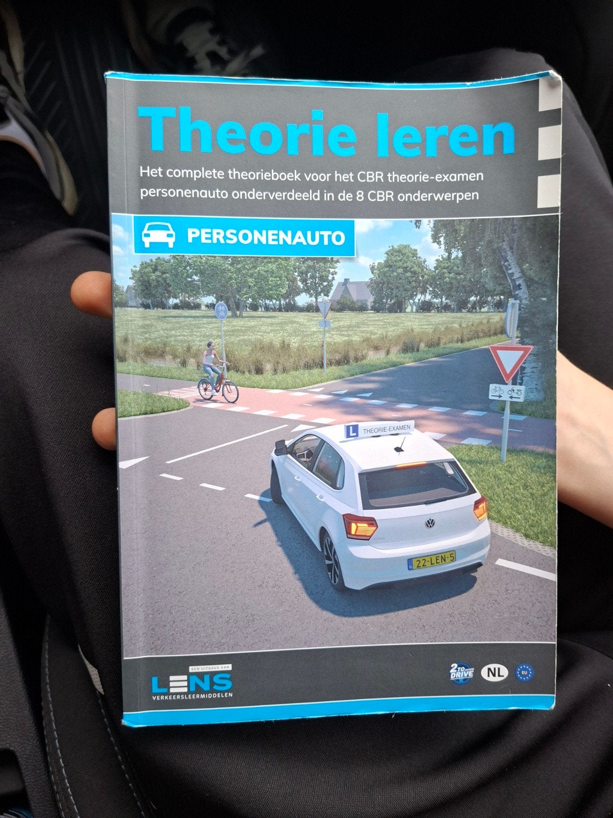 Theorie Leren Personenauto CBR Theorieboek, Ophalen of Verzenden, Zo goed als nieuw, Overige niveaus, LENS verkeersleermiddelen