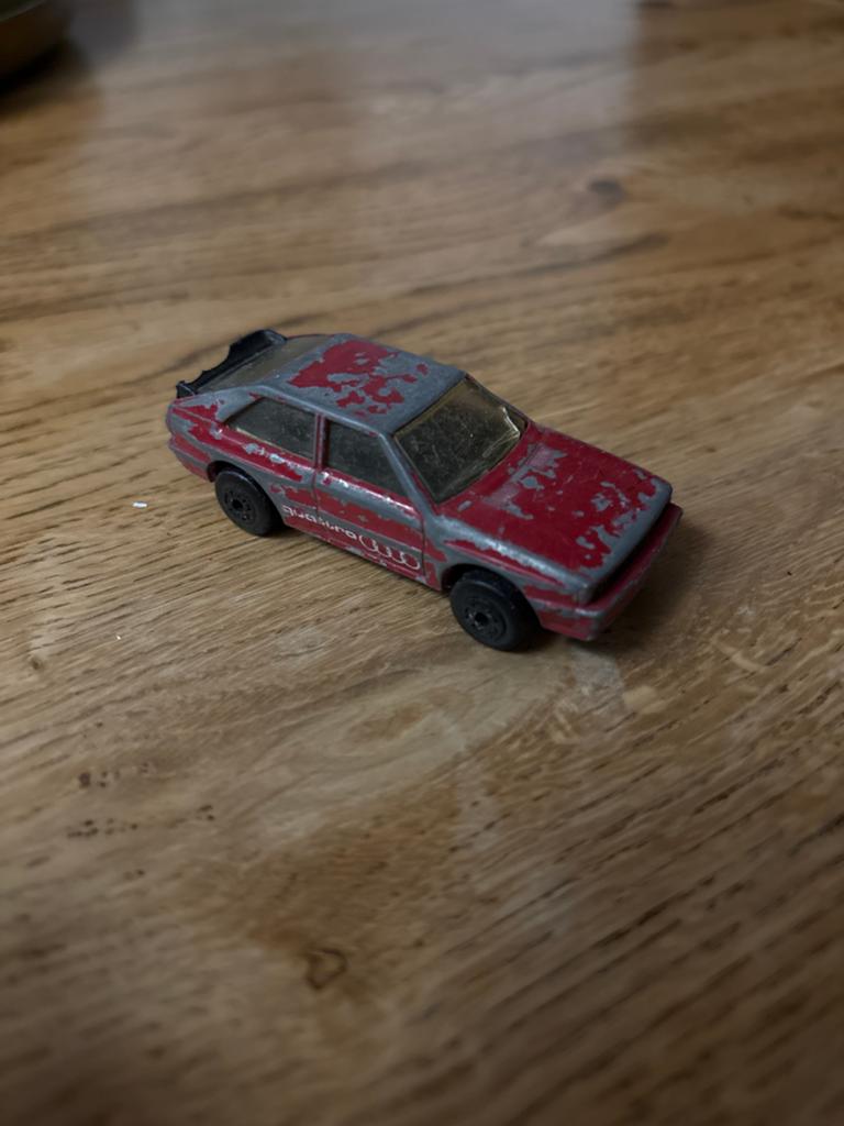 Matchbox Audi Quattro 1982 - Gebruikt, Hobby en Vrije tijd, Modelauto's | 1:43, Ophalen of Verzenden, Gebruikt, Auto, Matchbox