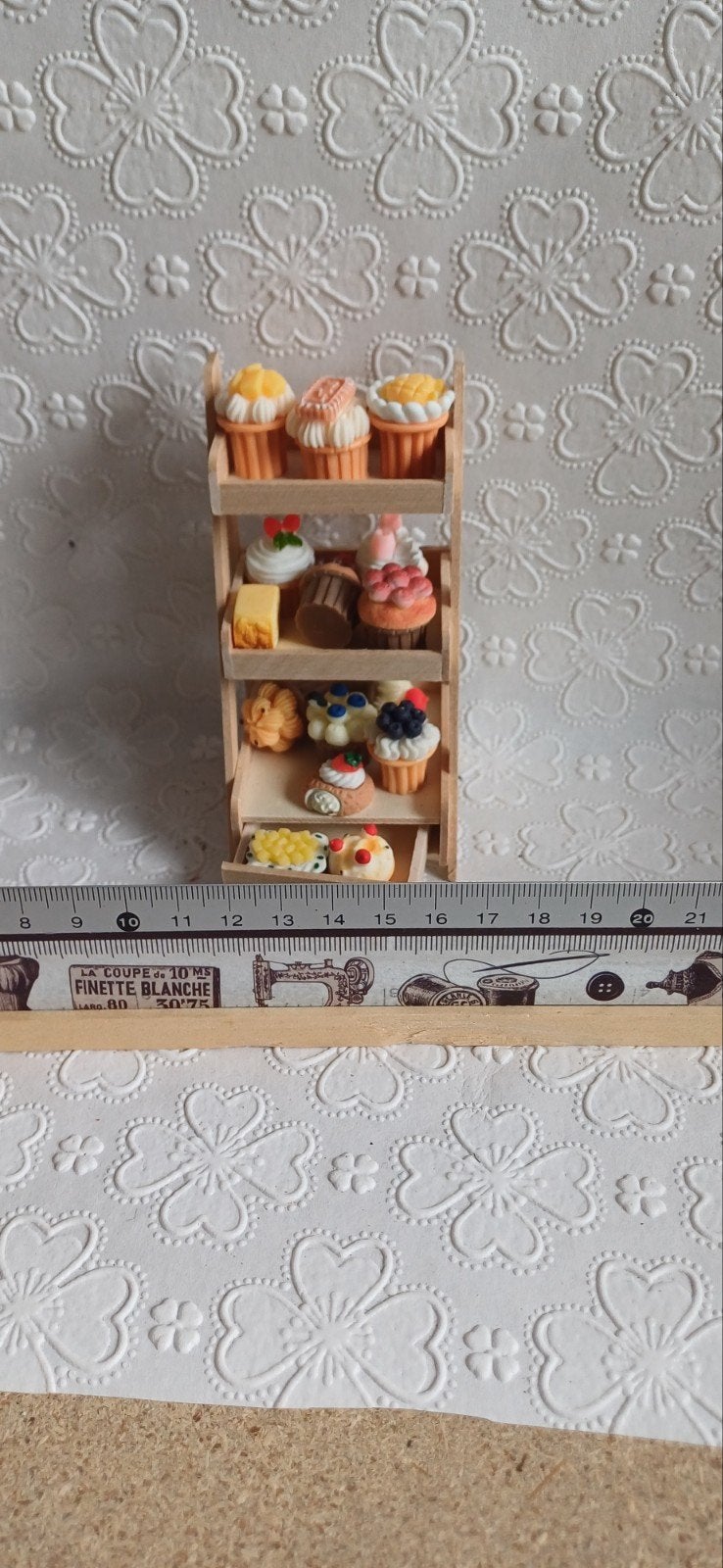 etagere kastje, Verzamelen, Verzenden, Poppenhuis