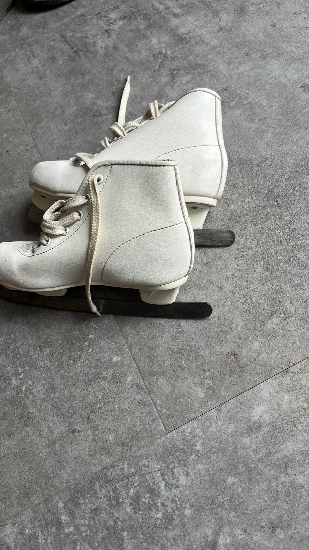 Witte schaatsen maat 32, Ophalen of Verzenden, Zo goed als nieuw, Kunstschaatsen, Overige merken