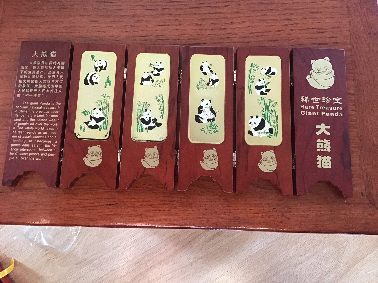 Goudfolie Schilderij - Zeldzame Panda's, Ophalen of Verzenden, Zo goed als nieuw