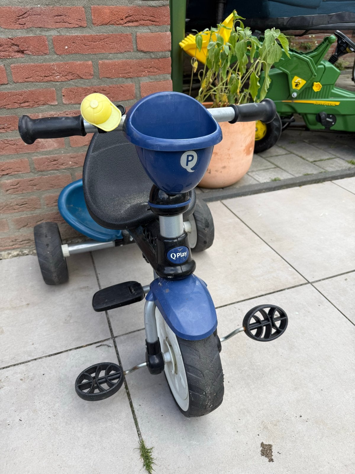 QPlay driewieler met duwstang, Kinderen en Baby's, Ophalen, Gebruikt, Trapvoertuig