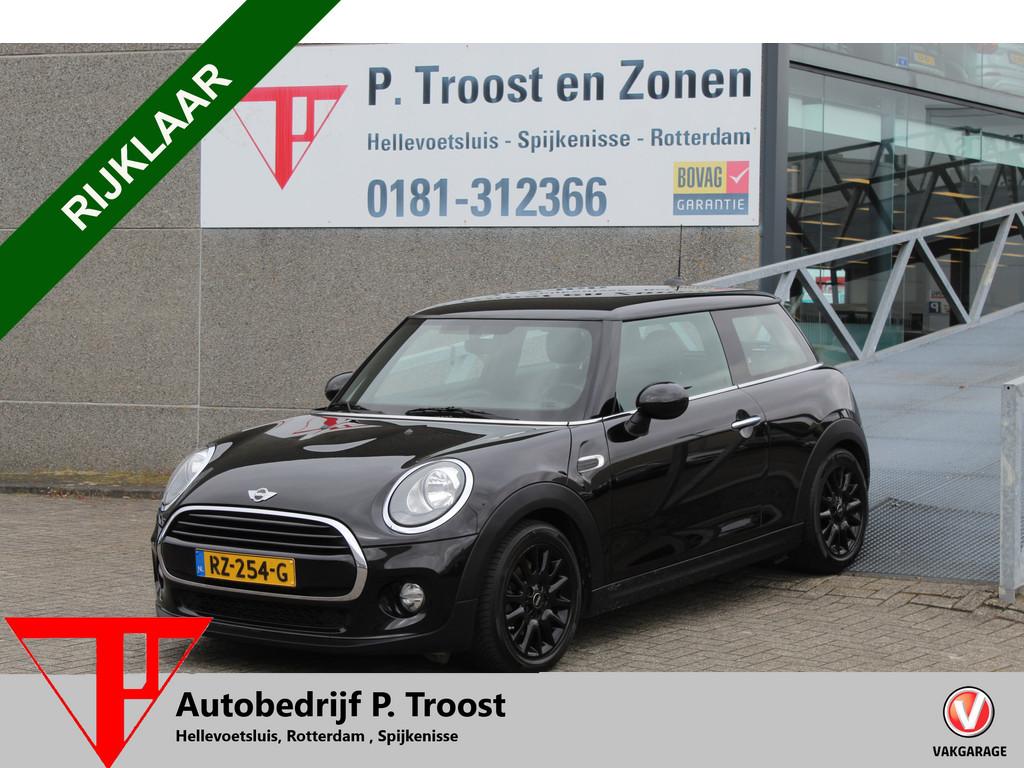 MINI Mini 1.5 Cooper Business Navigatie/Airco/Cruise control, Auto's, Mini, Bedrijf, Te koop, Cooper, ABS, Airbags, Airconditioning