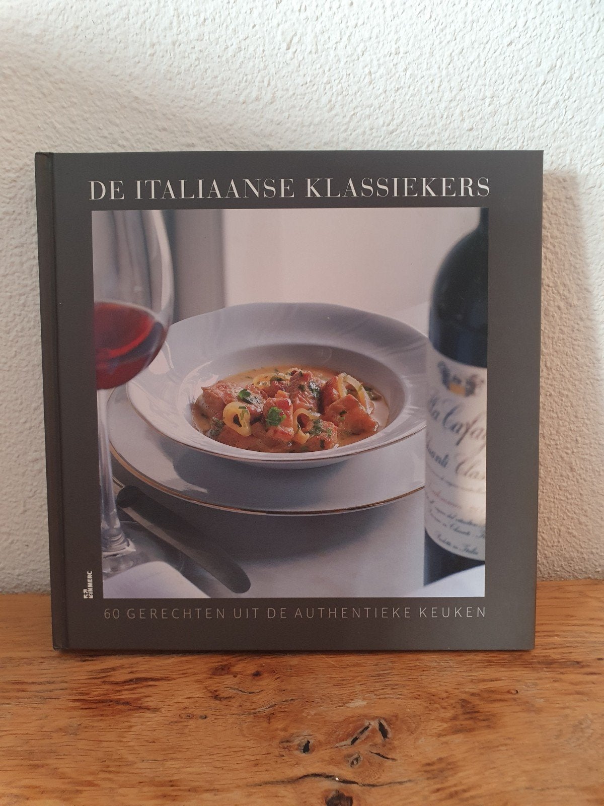 De Italiaanse Klassiekers - Hardcover Kookboek, Ophalen of Verzenden, Gelezen, Italië
