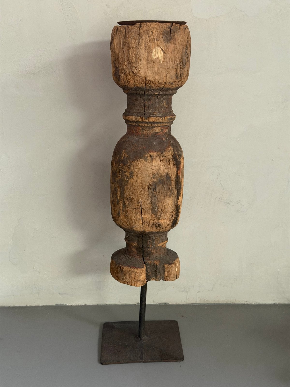 Oude houten baluster kandelaar, Ophalen of Verzenden, Overige materialen