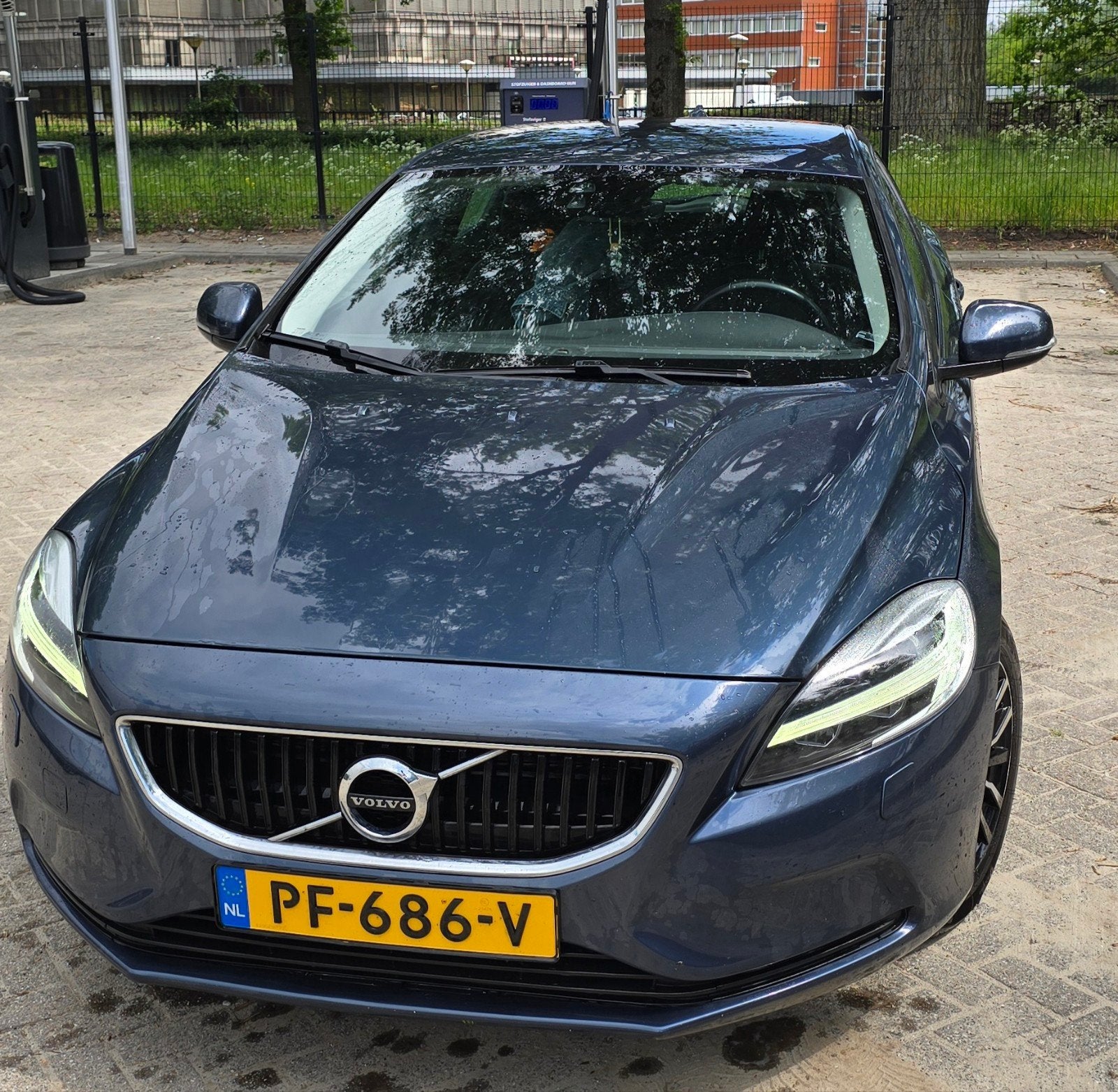 Volvo V40 D2 2.0 Aut-6 2017 Blauw, 4 cilinders, Blauw, 1353 kg, Origineel Nederlands