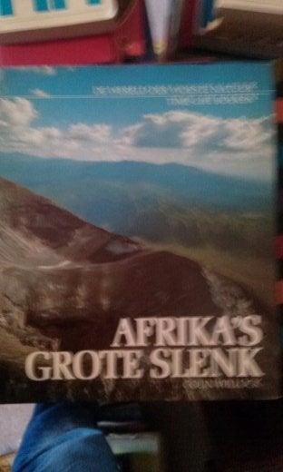 Boek - 67 - Afrika's grote slenk, Boeken, Partijen en Verzamelingen, Ophalen of Verzenden, Zo goed als nieuw, Overige