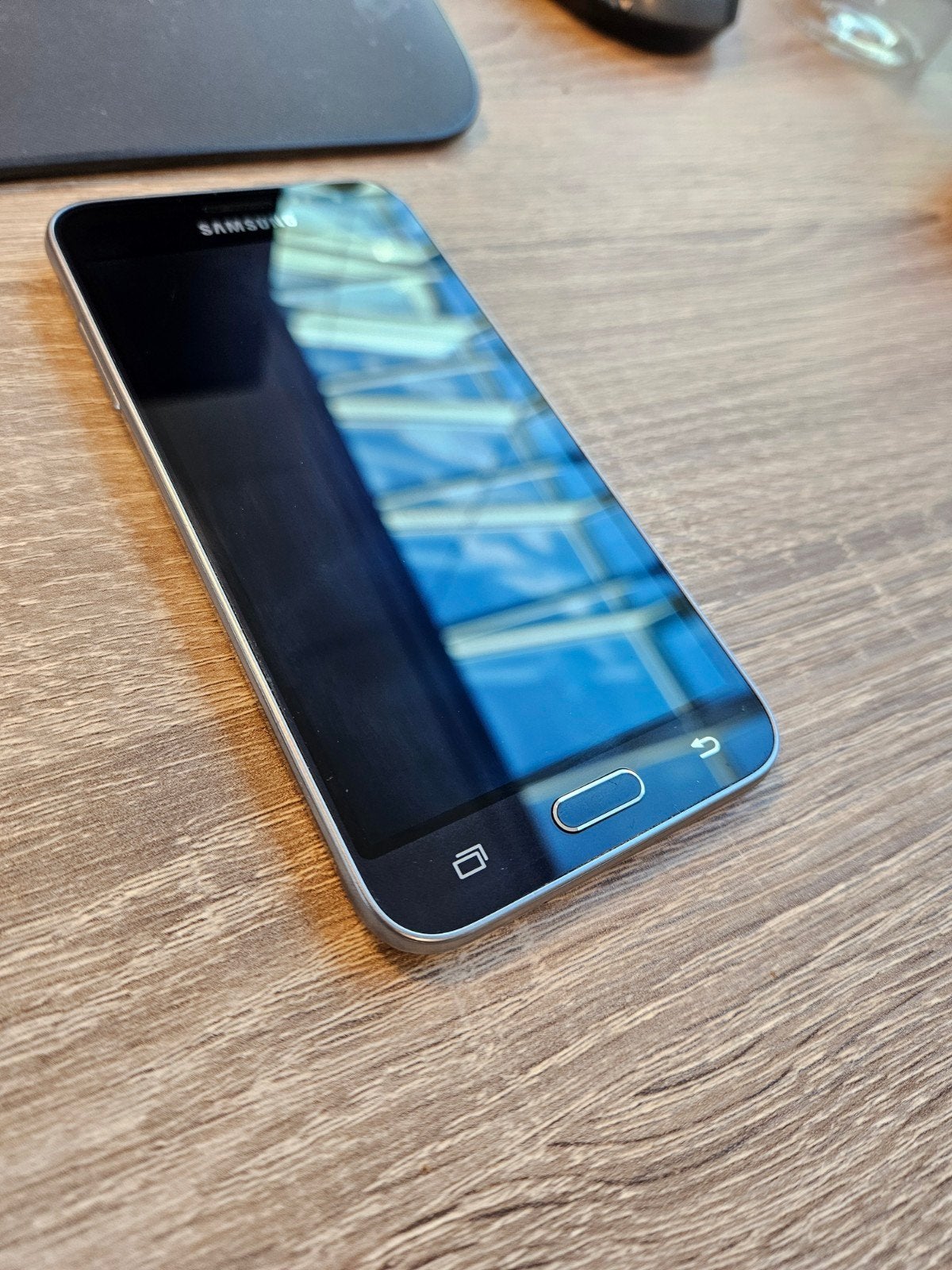 Samsung Galaxy J3 (2016) SM-J320FN - Zwart - Goede batterij, Telecommunicatie, Gebruikt, Overige modellen, Zwart, Touchscreen