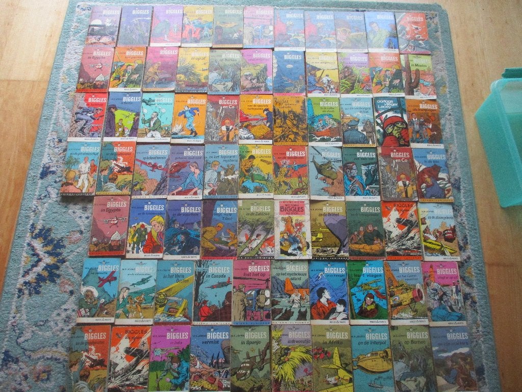 Grote partij vintage Biggles boeken W.E. Johns Pockets, Ophalen, Gelezen