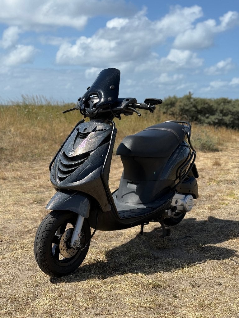 Piaggio ZIP 45KM E4T/E5 – 9.860 km – Goed onderhouden, Ophalen, Gebruikt, Maximaal 45 km/u, Zip