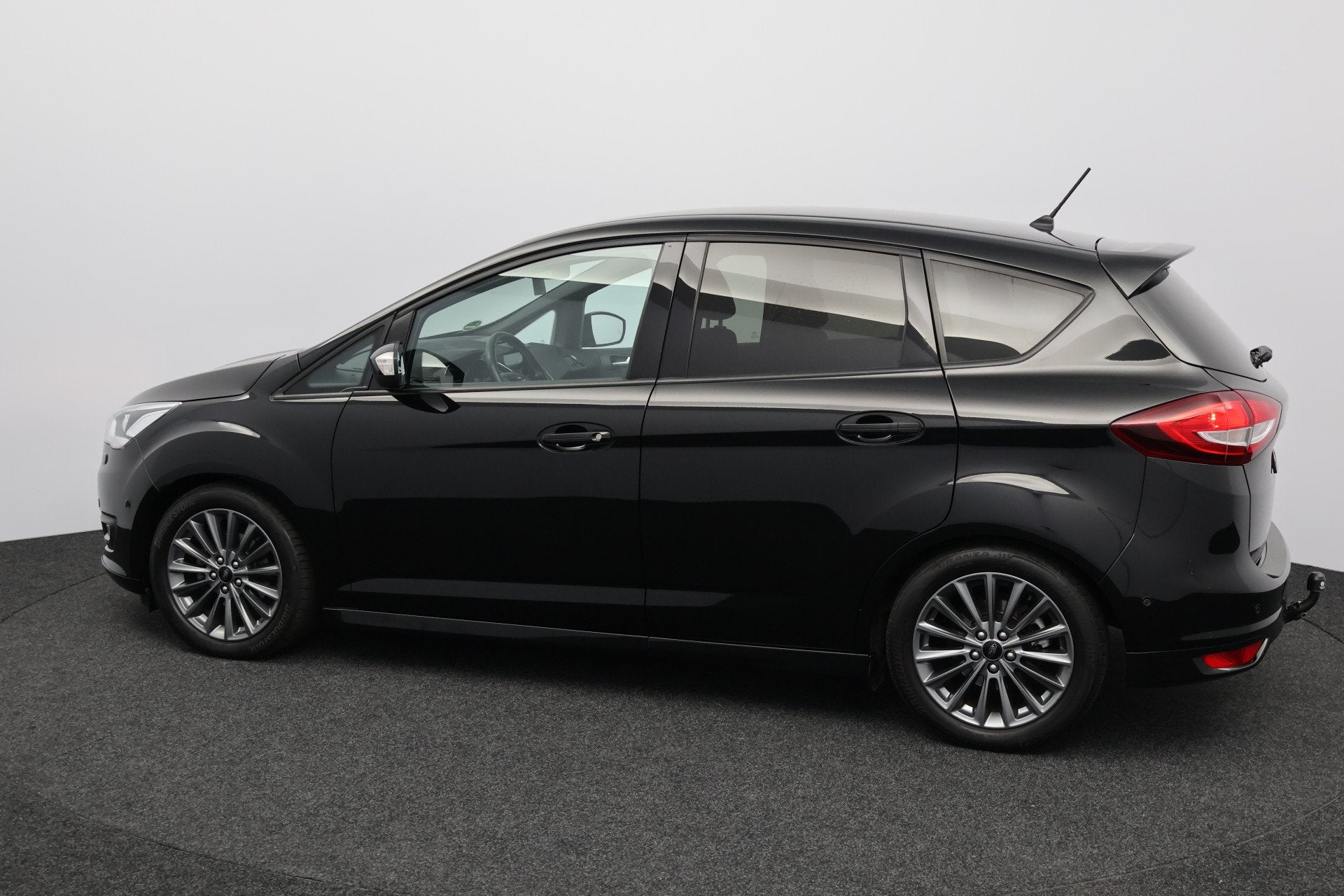 Ford C-MAX 1.0 Titanium Sport/ 17'' LMV/ Bi-Xenon/ Voorruitv, Auto's, Voorwielaandrijving, Zwart, Handgeschakeld, Geïmporteerd