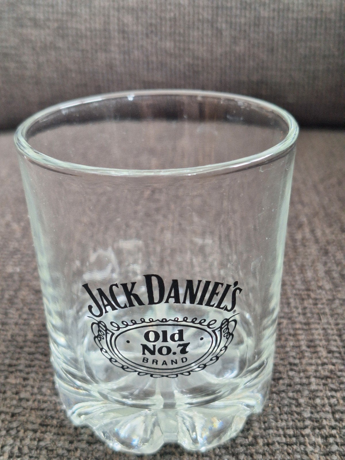 JACK DANIELS old nr. 7 grand glas, 8 cm hoog, Ophalen of Verzenden, Zo goed als nieuw, Borrel- of Shotglas