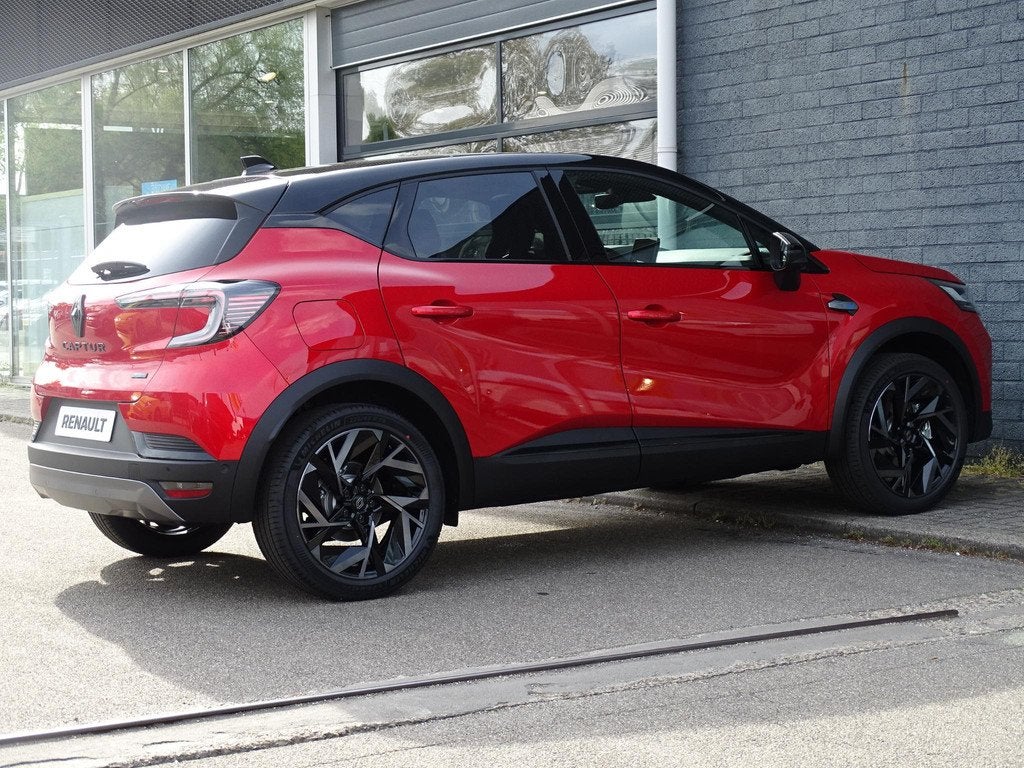 Renault Captur 1.8 E-Tech full hybrid 160 esprit Alpine NU 5, 1789 cc, 4 cilinders, Met garantie (alle), 23 km/l