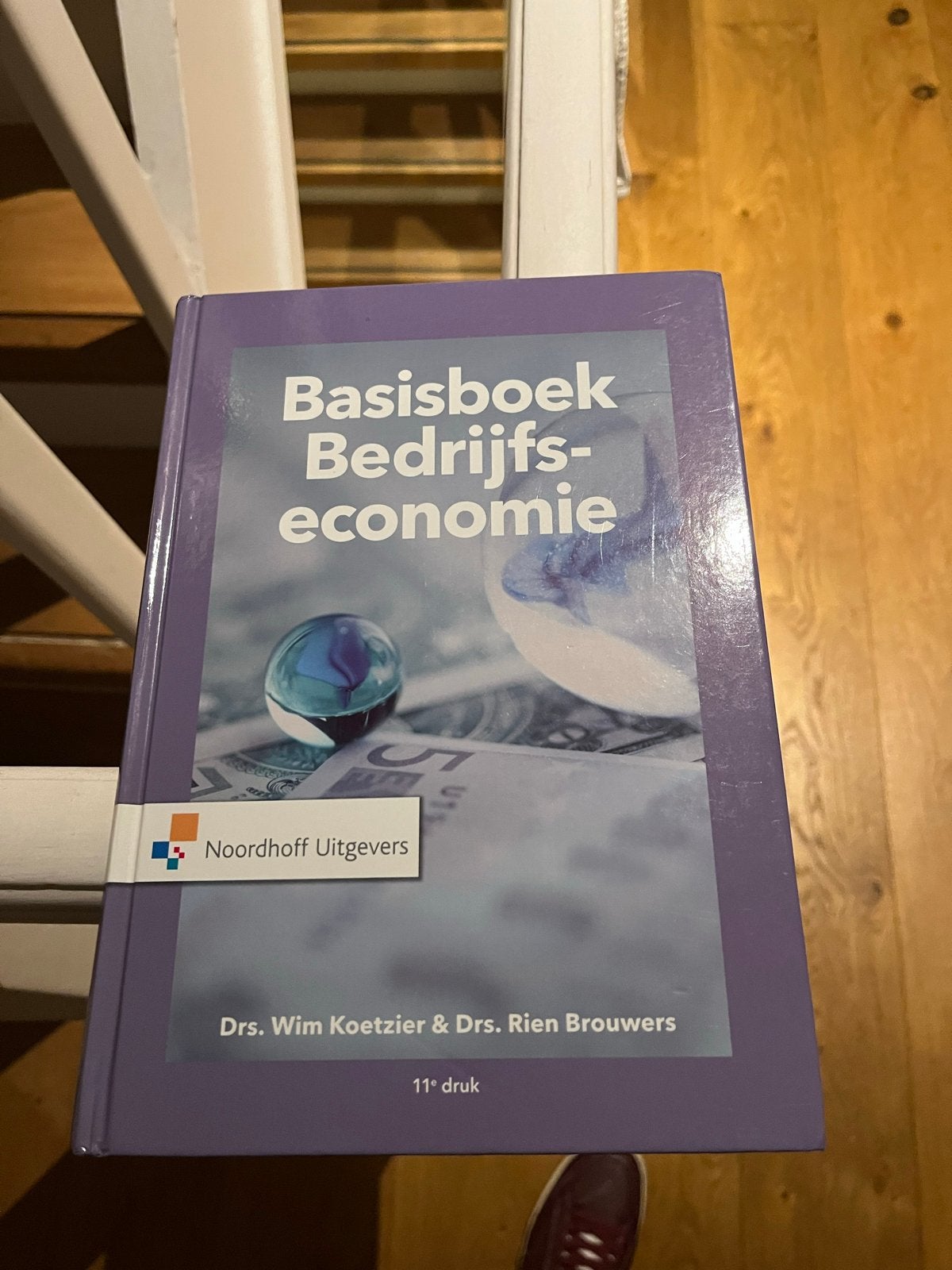 Basisboek Bedrijfseconomie - 11e druk, Ophalen of Verzenden, Gamma, Zo goed als nieuw, HBO